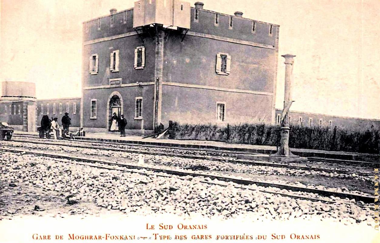 Moghrar-Fonkani - Pres de Ain-Sefra - Gare Fortifiee.jpg